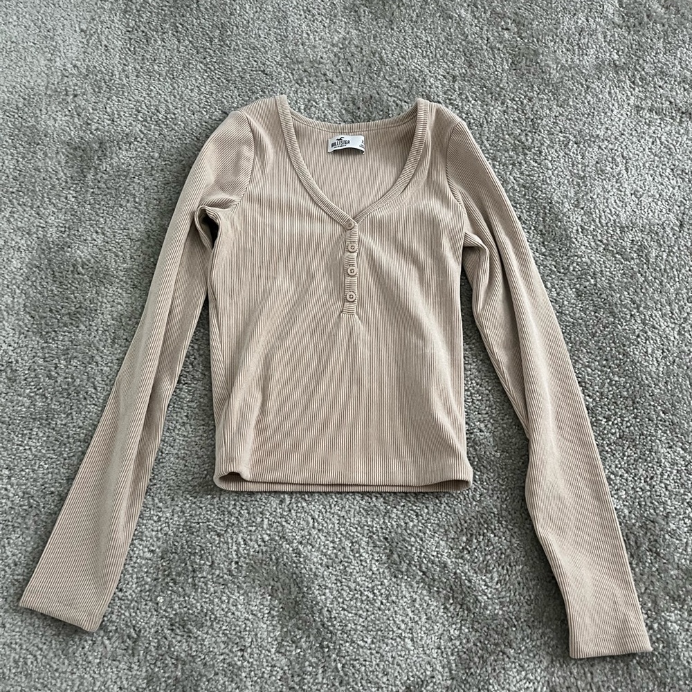 Hollister Long Sleeve